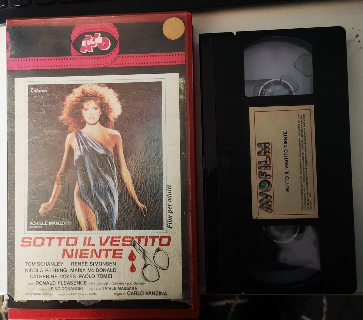 TeknoFilm - VHS - SOTTO IL VESTITO NIENTE di Carlo Vanzina (1985) - AVOFILM TeknoFilm - VHS - SOTTO IL VESTITO NIENTE di Carlo Vanzina (1985) - AVOFILM