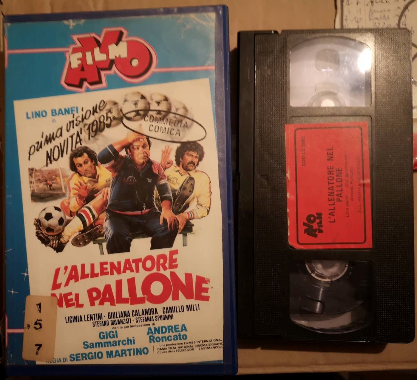 TeknoFilm - VHS - L'ALLENATORE NEL PALLONE di Sergio Martino (1984) - AVOFILM TeknoFilm - VHS - L'ALLENATORE NEL PALLONE di Sergio Martino (1984) - AVOFILM