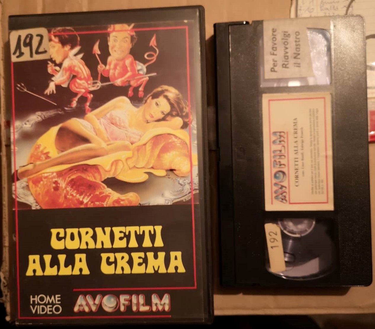 TeknoFilm - VHS - CORNETTI ALLA CREMA di Sergio Martino (1981) - AVOFILM TeknoFilm - VHS - CORNETTI ALLA CREMA di Sergio Martino (1981) - AVOFILM
