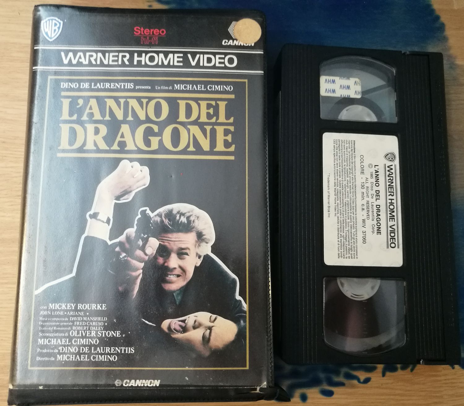 TeknoFilm - VHS - L'ANNO DEL DRAGONE di Michael Cimino (1985) - WARNER BROS TeknoFilm - VHS - L'ANNO DEL DRAGONE di Michael Cimino (1985) - WARNER BROS
