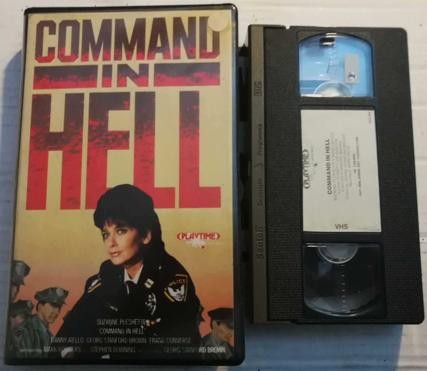 TeknoFilm - VHS - COMMAND IN HELL di Georg Stanford Brown (1986) - PLAYTIME (INEDITO IN DVD) TeknoFilm - VHS - COMMAND IN HELL di Georg Stanford Brown (1986) - PLAYTIME (INEDITO IN DVD)