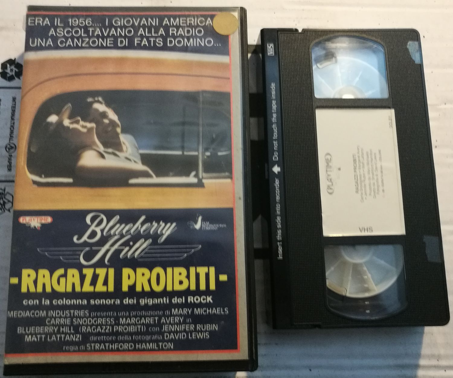 TeknoFilm - VHS - RAGAZZI PROIBITI di Strathford Hamilton (1988) - PLAYTIME (INEDITO IN DVD) TeknoFilm - VHS - RAGAZZI PROIBITI di Strathford Hamilton (1988) - PLAYTIME (INEDITO IN DVD)