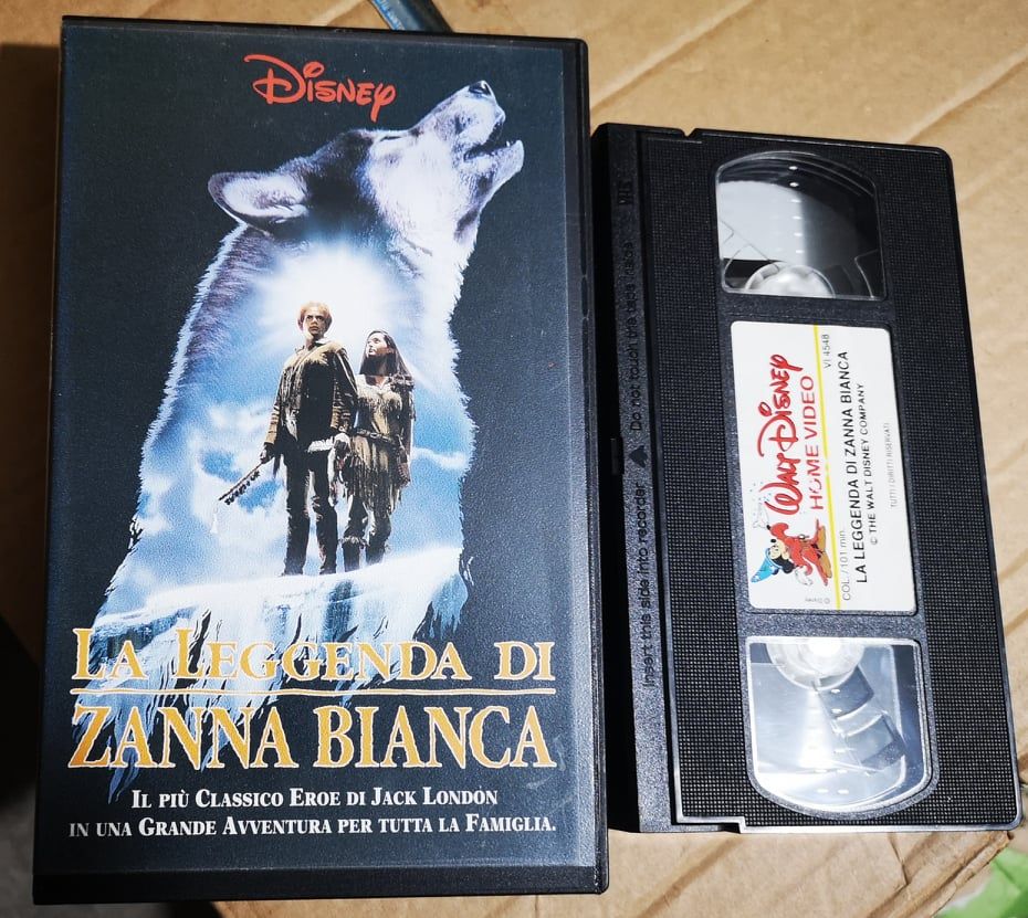 TeknoFilm - VHS - LA LEGGENDA DI ZANNA BIANCA di Ken Olin (1994) - WALT DISNEY (INEDITO IN DVD) TeknoFilm - VHS - LA LEGGENDA DI ZANNA BIANCA di Ken Olin (1994) - WALT DISNEY (INEDITO IN DVD)