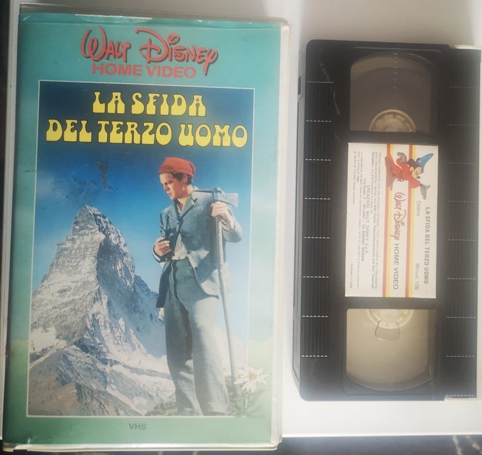 TeknoFilm - VHS – LA SFIDA DEL TERZO UOMO di Ken Annakin (1959) - WALT DISNEY (INEDITO IN DVD) TeknoFilm - VHS – LA SFIDA DEL TERZO UOMO di Ken Annakin (1959) - WALT DISNEY (INEDITO IN DVD)