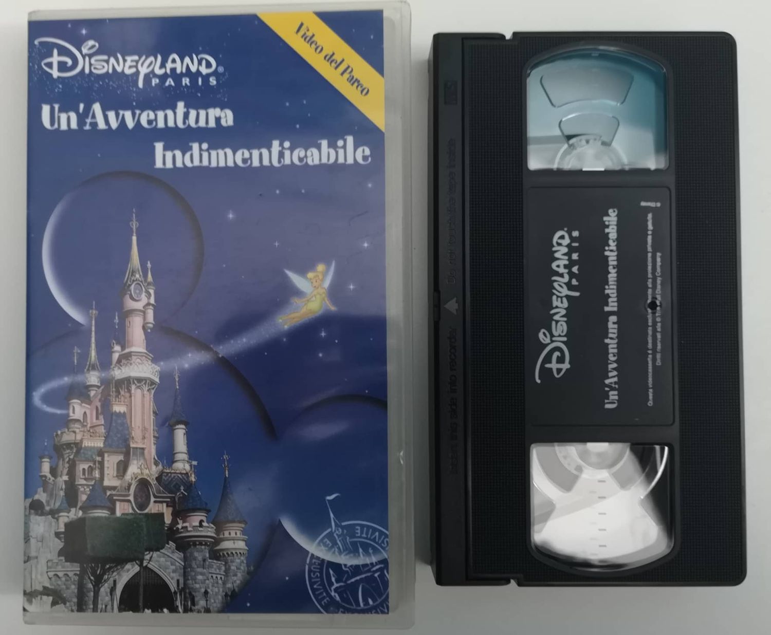 TeknoFilm - VHS – DISNEYLAND PARIS - UN'AVVENTURA INDIMENTICABILE di A.A.V.V. (1999) - WALT DISNEY (INEDITO IN DVD)