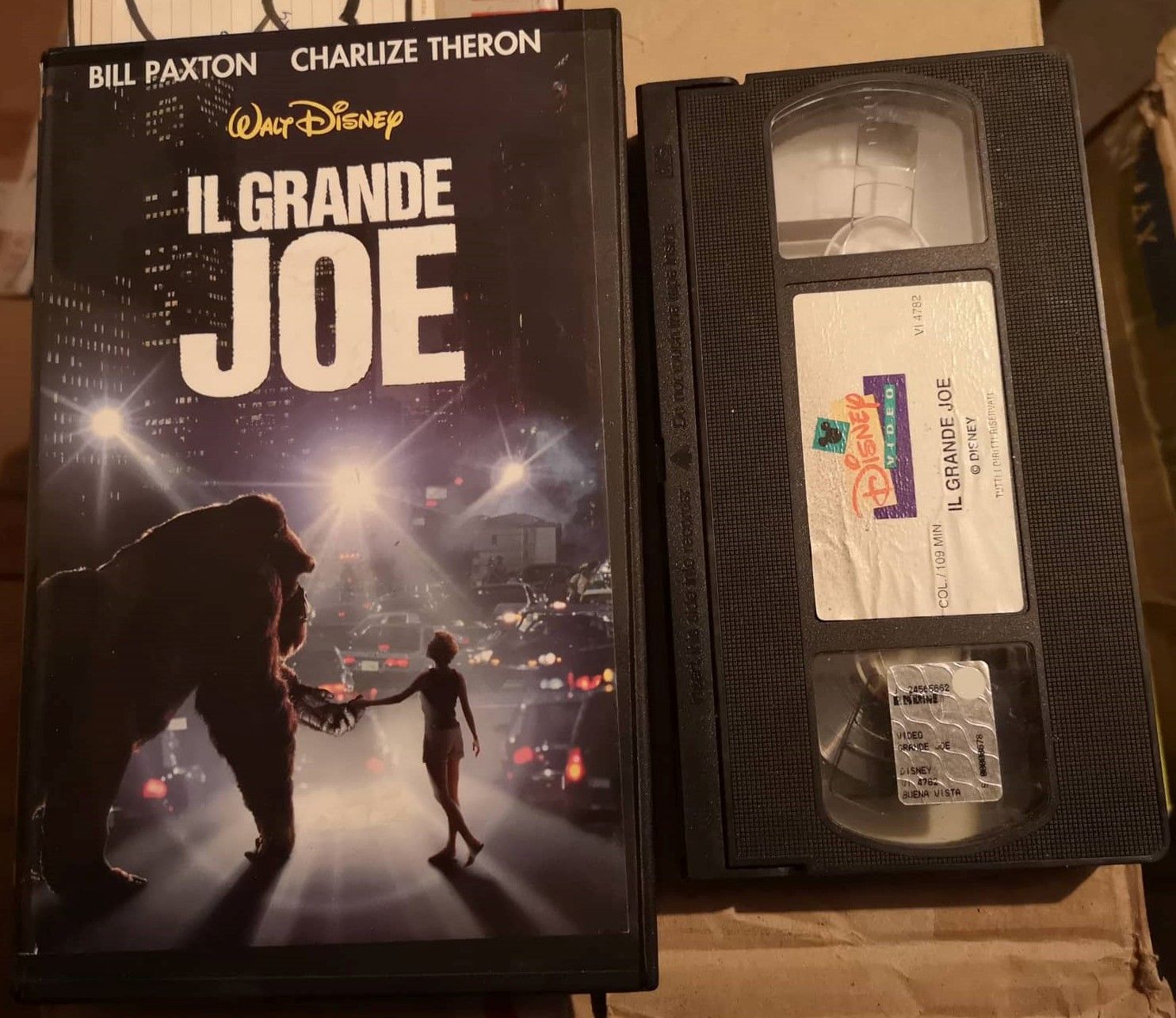 TeknoFilm - VHS – IL GRANDE JOE di Ron Underwood (1998) - WALT DISNEY
