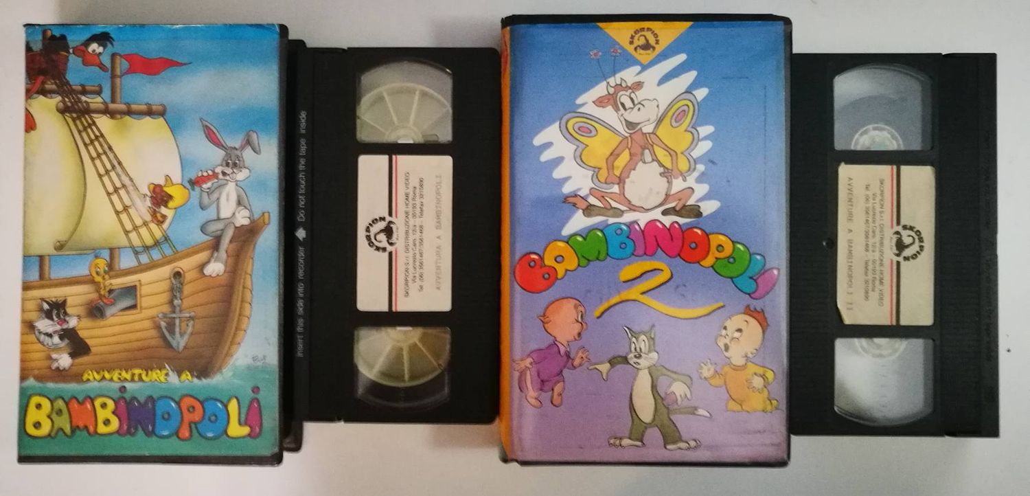TeknoFilm - 2 VHS – AVVENTURE A BAMBINOPOLI Volume 1 e 2 (1991) - SKORPION (INEDITO IN DVD) TeknoFilm - 2 VHS – AVVENTURE A BAMBINOPOLI Volume 1 e 2 (1991) - SKORPION (INEDITO IN DVD)