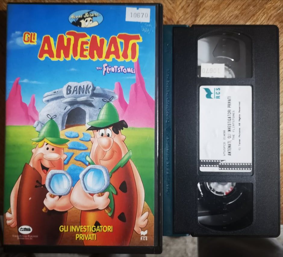 TeknoFilm - VHS – THE FLINTSTONES - GLI ANTENATI - GLI INVESTIGATORI PRIVATI di William Hanna e Joseph Barbera (1960) - RCS (INEDITO IN DVD)