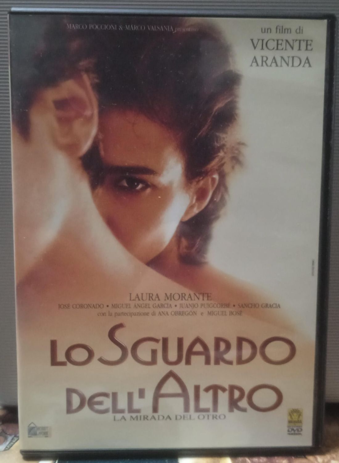 TeknoFilm - DVD – Lo Sguardo dell'Altro di Vicente Aranda (1998) - MEDUSA TeknoFilm - DVD – Lo Sguardo dell'Altro di Vicente Aranda (1998) - MEDUSA