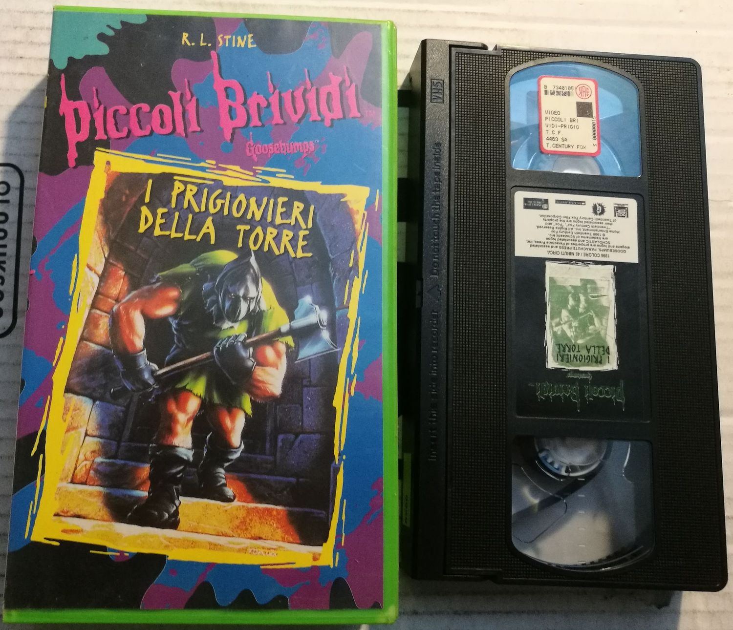 TeknoFilm - VHS – PICCOLI BRIVIDI - I PRIGIONIERI DELLA TORRE di William Fruet (1996) - 20TH CENTURY FOX (INEDITO IN DVD) TeknoFilm - VHS – PICCOLI BRIVIDI - I PRIGIONIERI DELLA TORRE di William Fruet (1996) - 20TH CENTURY FOX (INEDITO IN DVD)