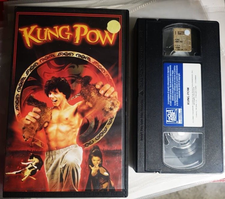TeknoFilm - VHS – KUNG POW di Steve Oedekerk (2002) - 20TH CENTURY FOX TeknoFilm - VHS – KUNG POW di Steve Oedekerk (2002) - 20TH CENTURY FOX