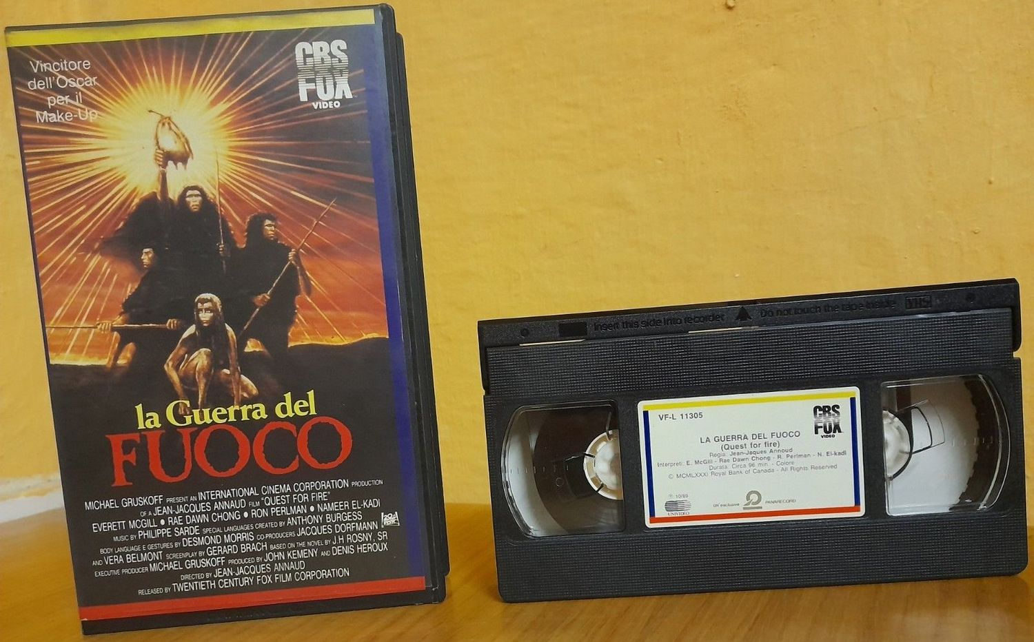 TeknoFilm - VHS – LA GUERRA DEL FUOCO di Jean-Jacques Annaud (1981) - CBS FOX TeknoFilm - VHS – LA GUERRA DEL FUOCO di Jean-Jacques Annaud (1981) - CBS FOX