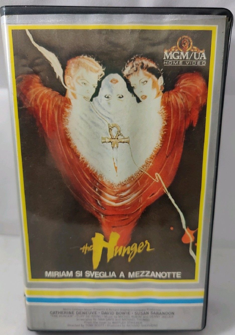 TeknoFilm - VHS – MIRIAM SI SVEGLIA A MEZZANOTTE di Tony Scott (1983) - MGM