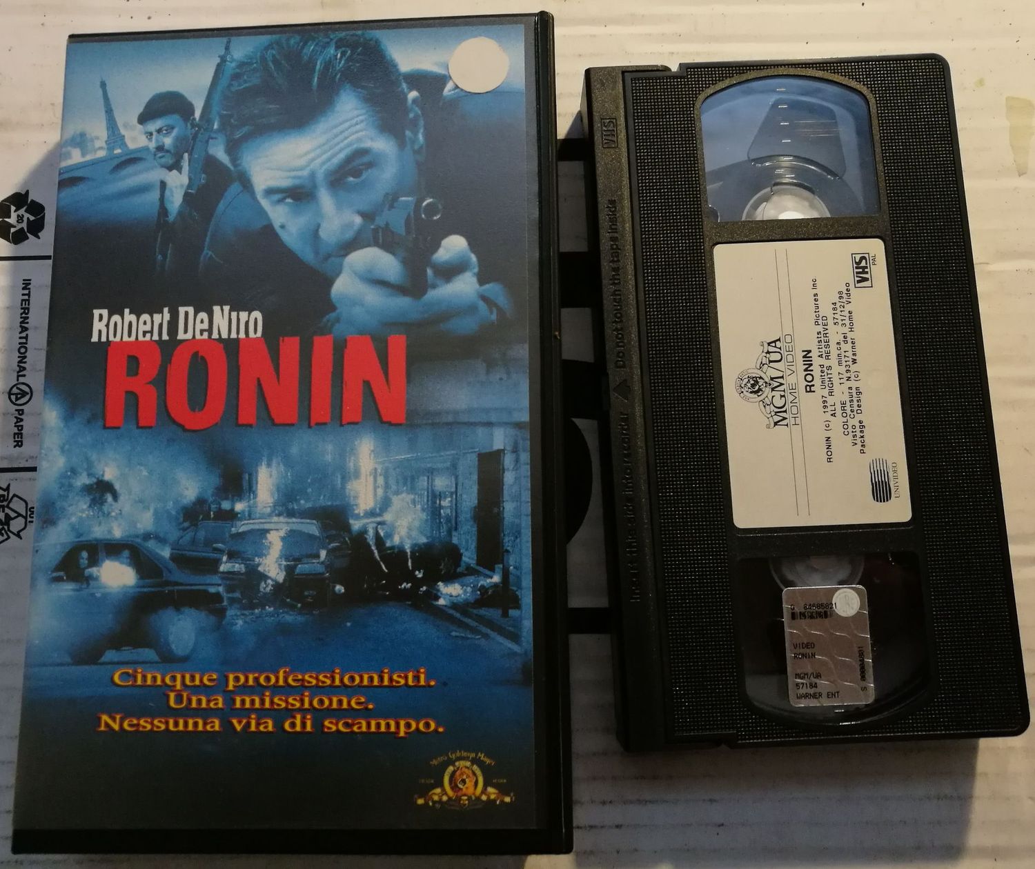 TeknoFilm - VHS – RONIN di John Frankenheimer (1998) - MGM TeknoFilm - VHS – RONIN di John Frankenheimer (1998) - MGM