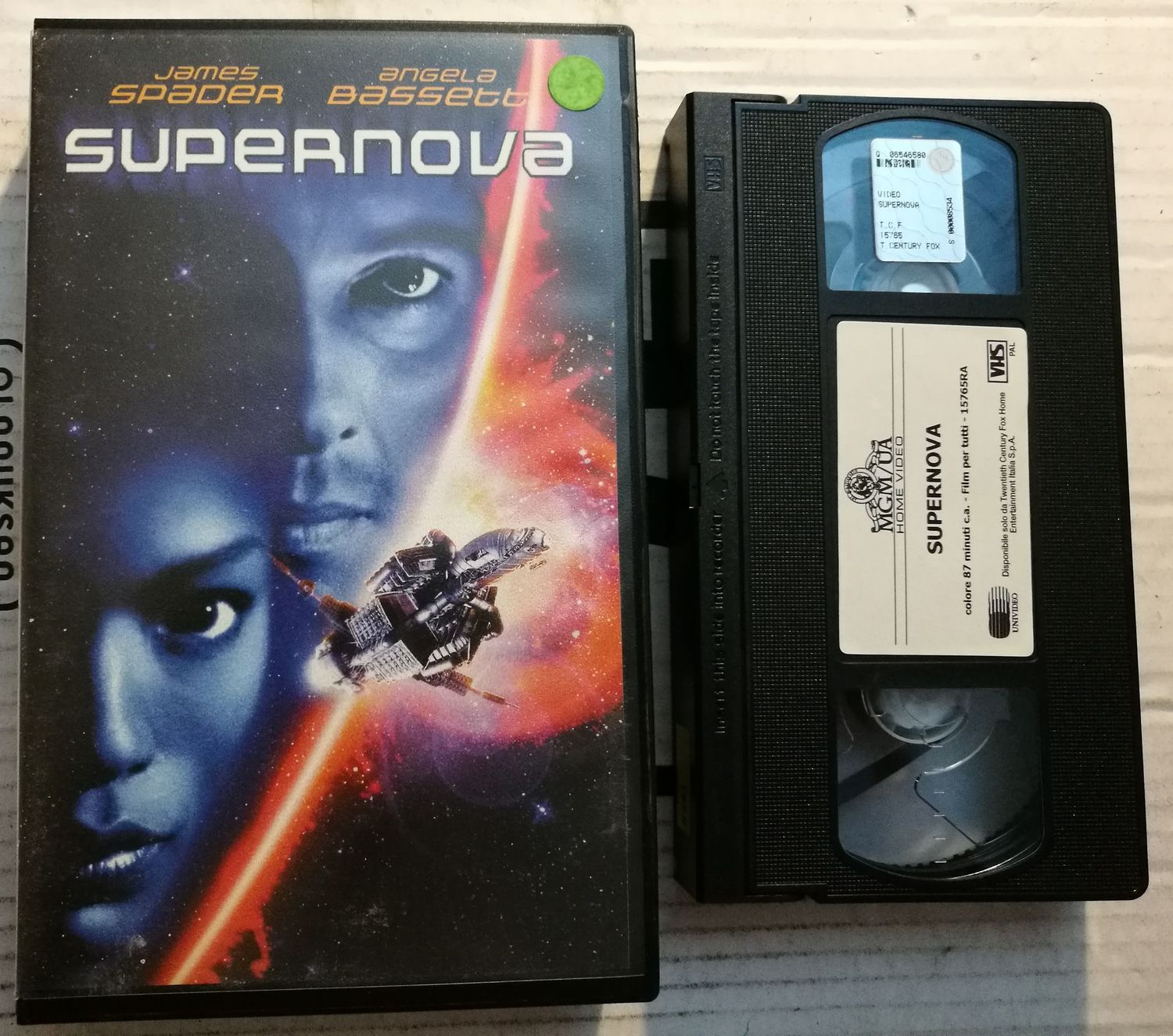 TeknoFilm - VHS – SUPERNOVA di Walter Hill (2000) - MGM TeknoFilm - VHS – SUPERNOVA di Walter Hill (2000) - MGM