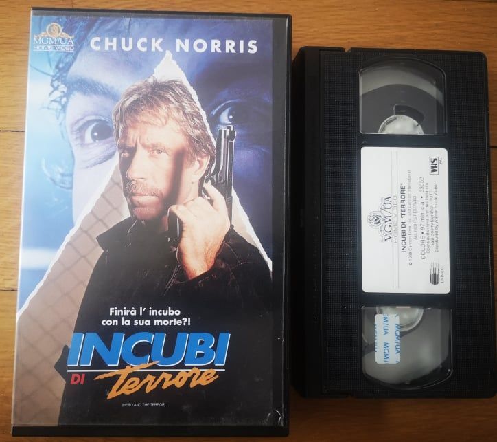 TeknoFilm - VHS – INCUBI DI TERRORE di William Tannen (1988) - MGM (INEDITO IN DVD) TeknoFilm - VHS – INCUBI DI TERRORE di William Tannen (1988) - MGM (INEDITO IN DVD)
