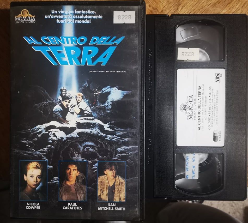 TeknoFilm - VHS – AL CENTRO DELLA TERRA di Rusty Lemorande (1987) - MGM (INEDITO IN DVD) TeknoFilm - VHS – AL CENTRO DELLA TERRA di Rusty Lemorande (1987) - MGM (INEDITO IN DVD)