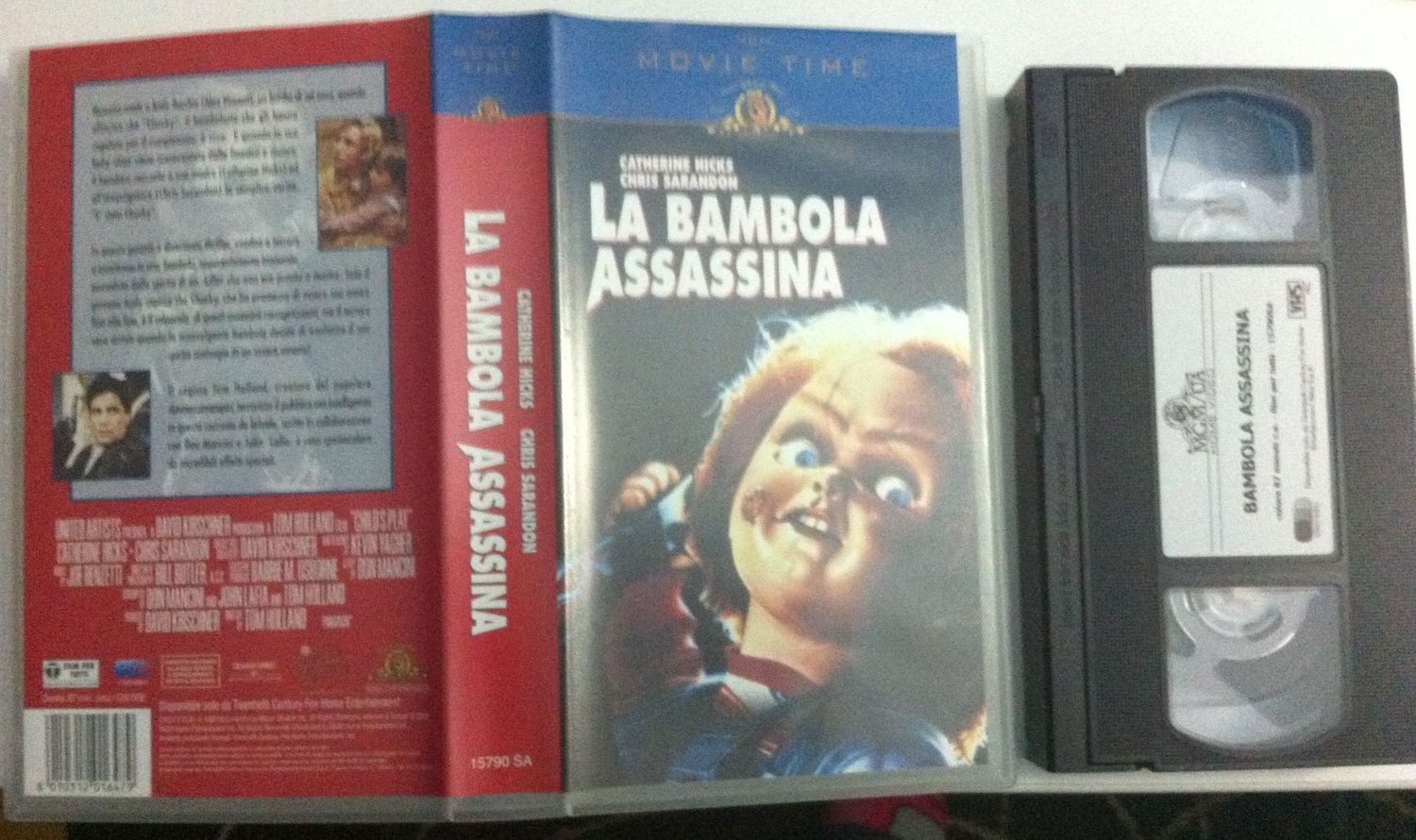TeknoFilm - VHS - LA BAMBOLA ASSASSINA di Tom Holland (1988) - MGM TeknoFilm - VHS - LA BAMBOLA ASSASSINA di Tom Holland (1988) - MGM
