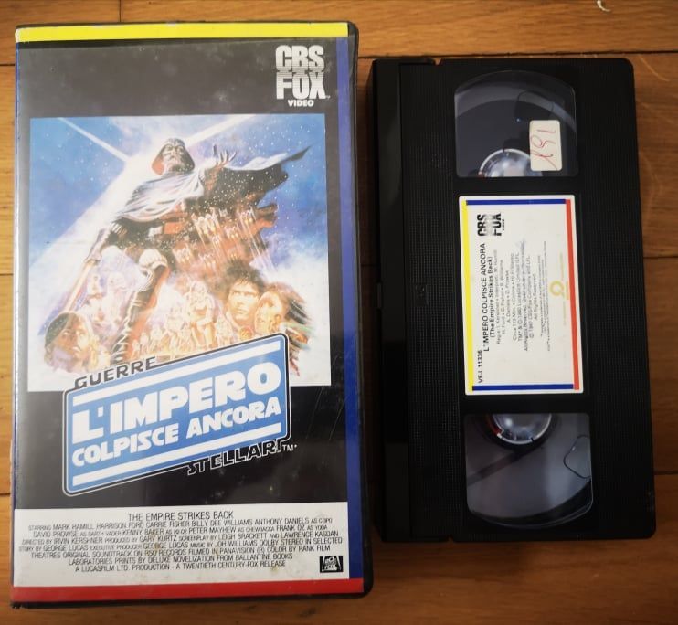 TeknoFilm – VHS – STAR WARS V - L'IMPERO COLPISCE ANCORA di Irvin Kershner (1980) - 20TH CENTURY FOX TeknoFilm – VHS – STAR WARS V - L'IMPERO COLPISCE ANCORA di Irvin Kershner (1980) - 20TH CENTURY FOX