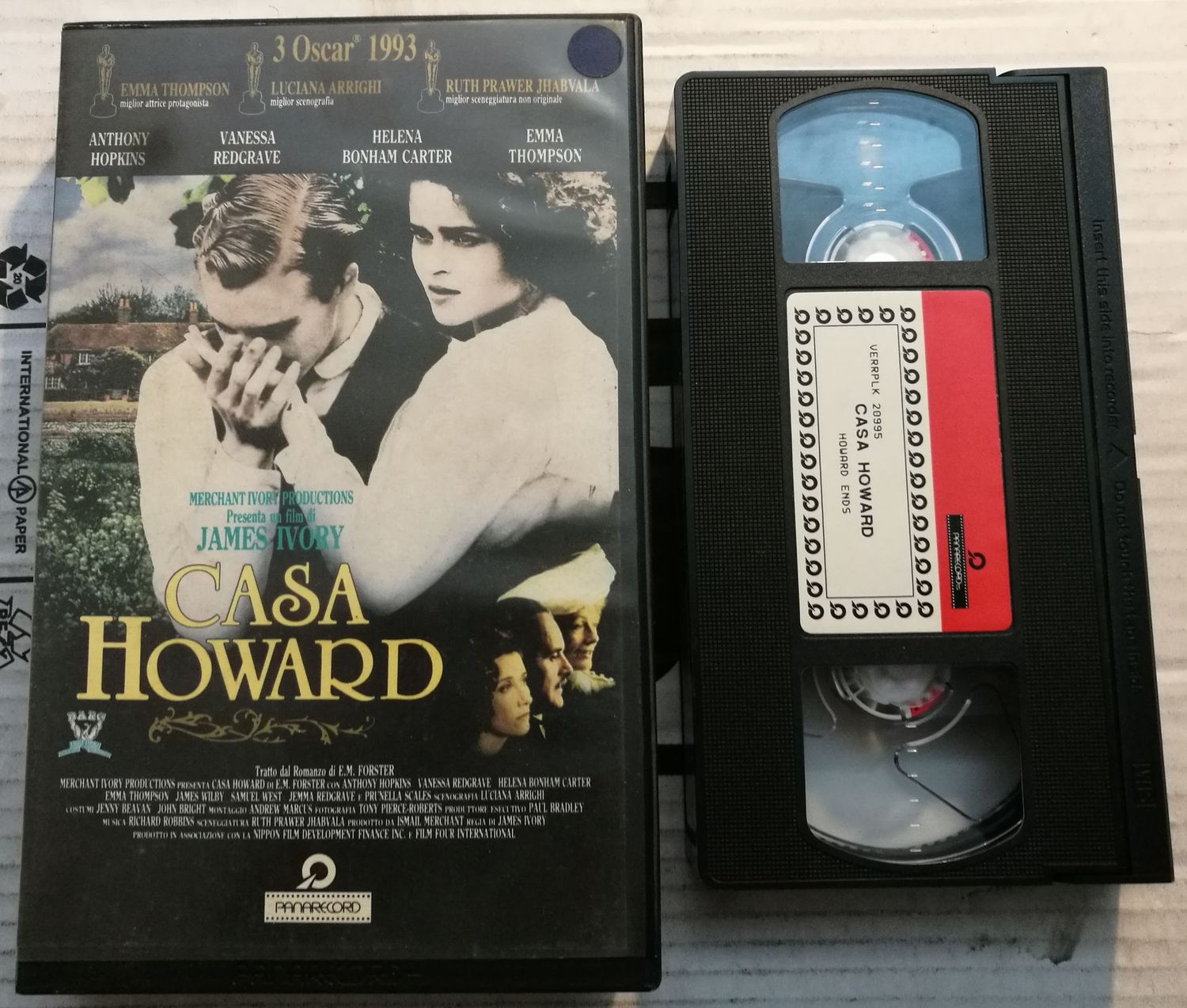 TeknoFilm - VHS – CASA HOWARD di James Ivory (1992) - RCS TeknoFilm - VHS – CASA HOWARD di James Ivory (1992) - RCS