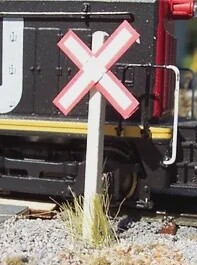 OSB HO 1010 Canadian Railway Crossing Sign Kit