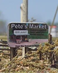 OSB N 3050 4&#39; x 8&#39; Billboard Kit