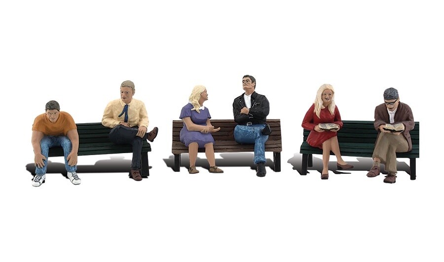 WOO A2206 N People on Benches