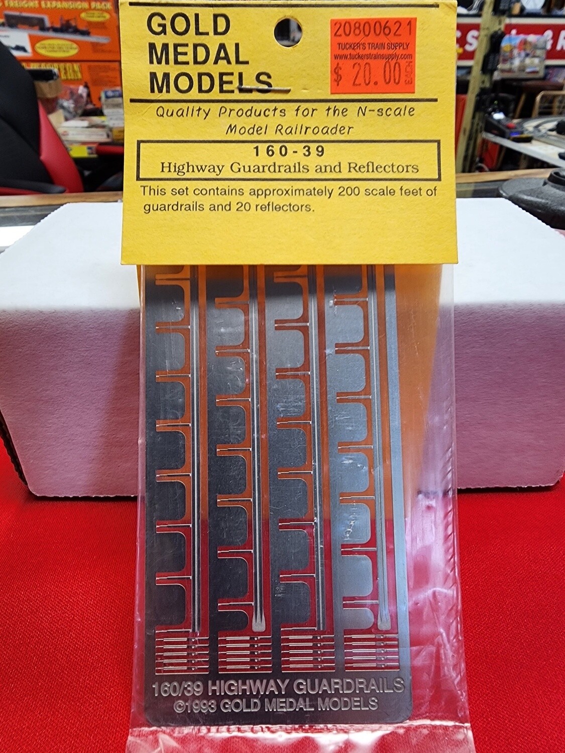 GMM 160-39 N Highway Guardrails &amp; Reflectors