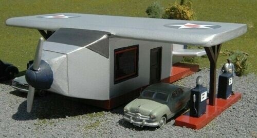 Bachmann N 35251 Airplane Gas Station