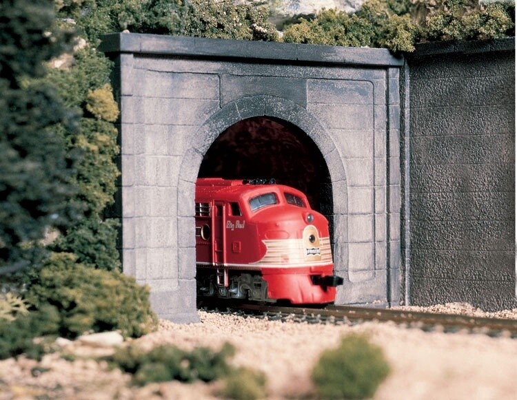 Woodland Scenics HO C1252 Concrete Single Track Tunnel Portal