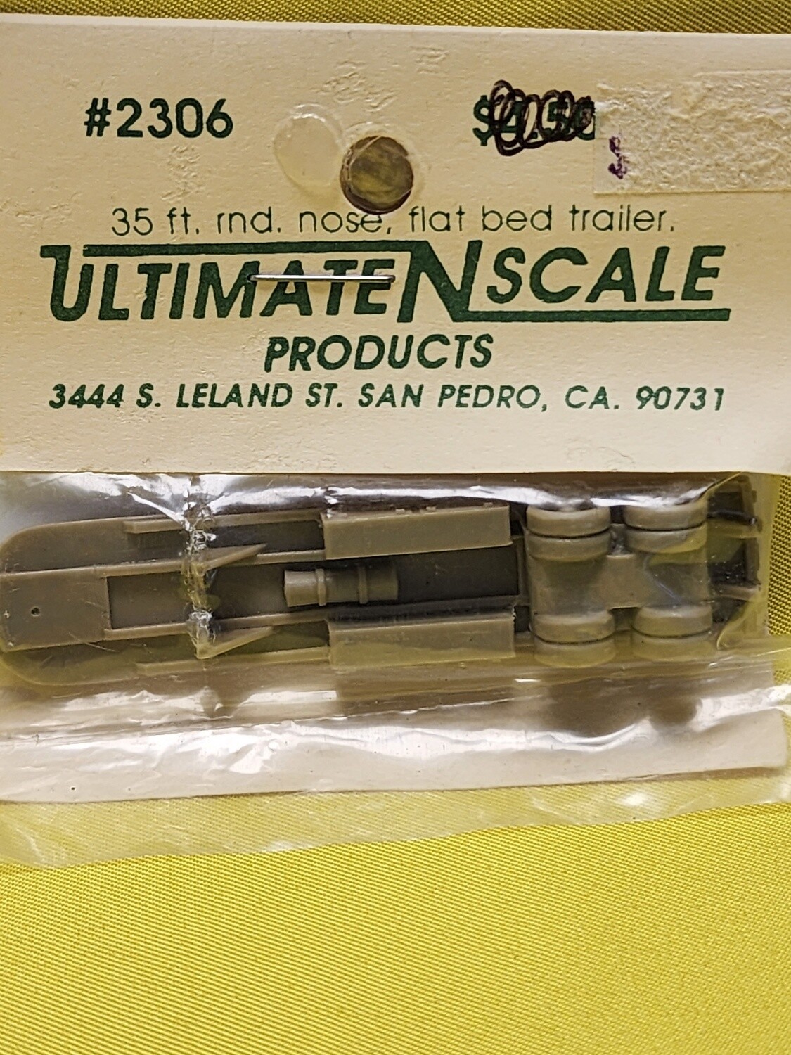 Ultimate #2306 N 35&#39; Round Nose Flat Bed Trailer