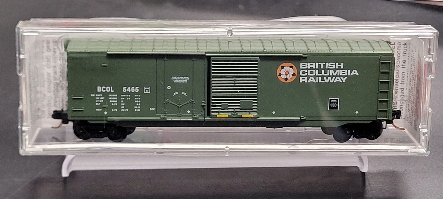 Used N Micro-Trains 76050 BC Rail 50' Standard Box Car