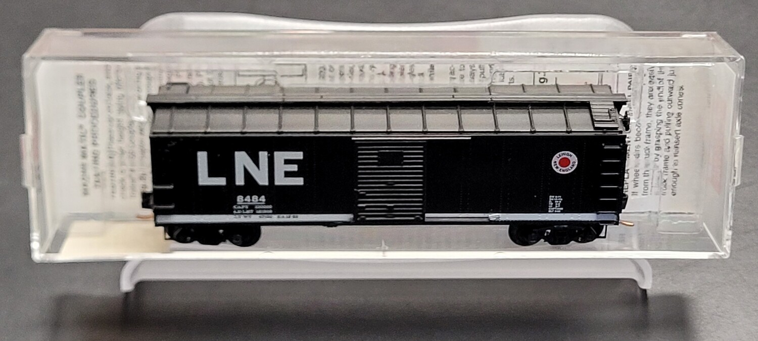 Used N Micro-Trains Lehigh &amp; New England 40&#39; USRA Steel Box Car