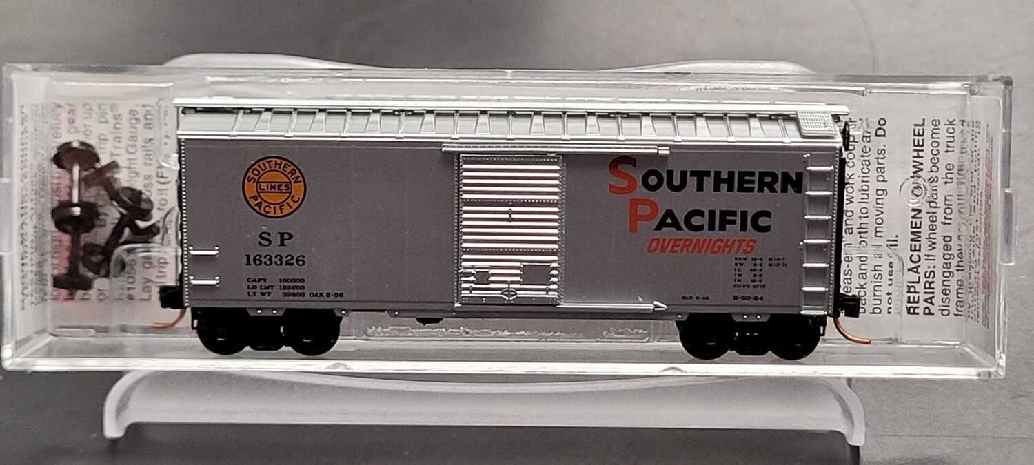 Used N Micro-Trains 20760 Southern Pacific 40' Standard Box Car