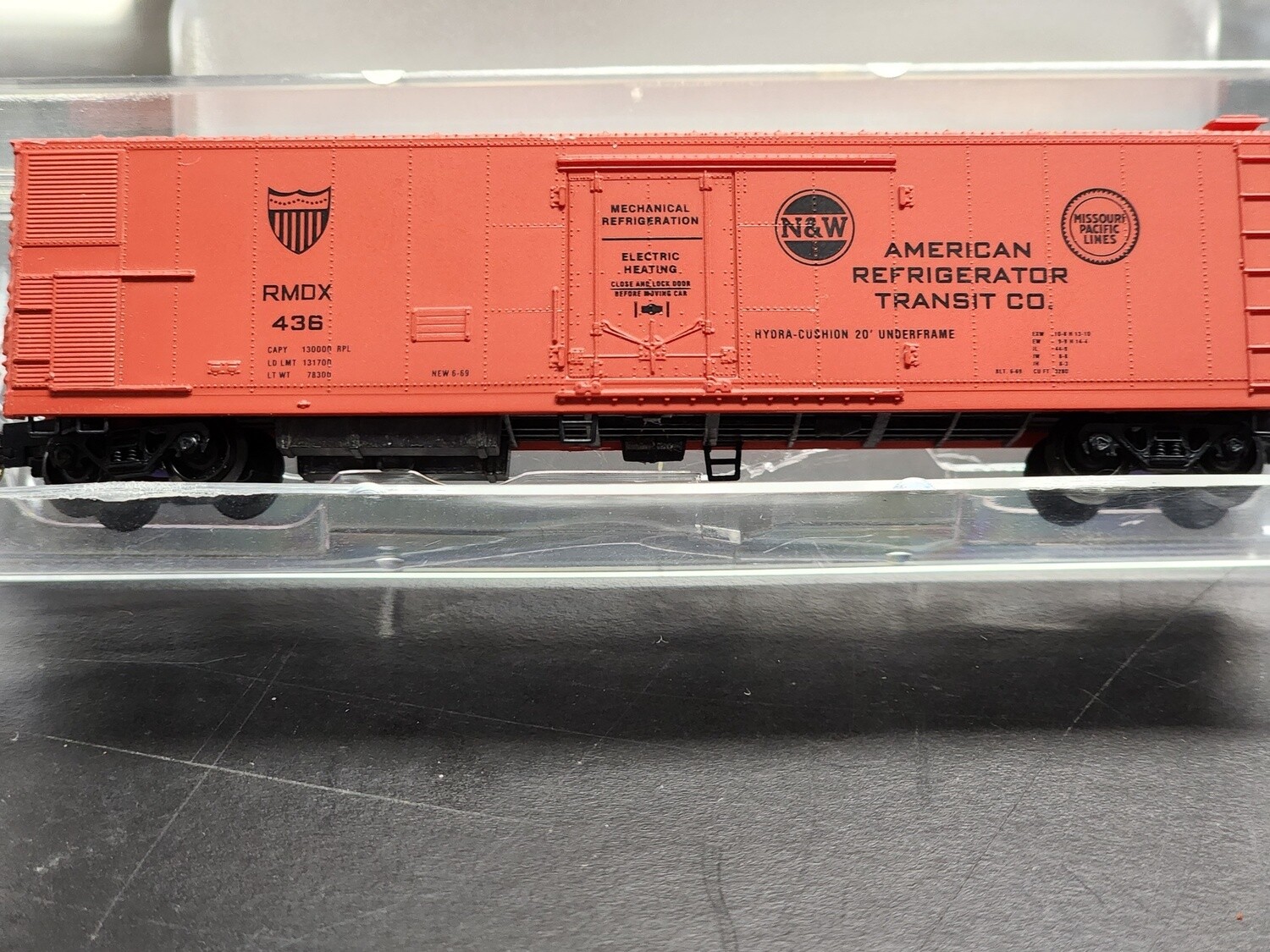 Used Micro-Trains N Refrigerated Boxcar N&W/MP Road #RMDX436