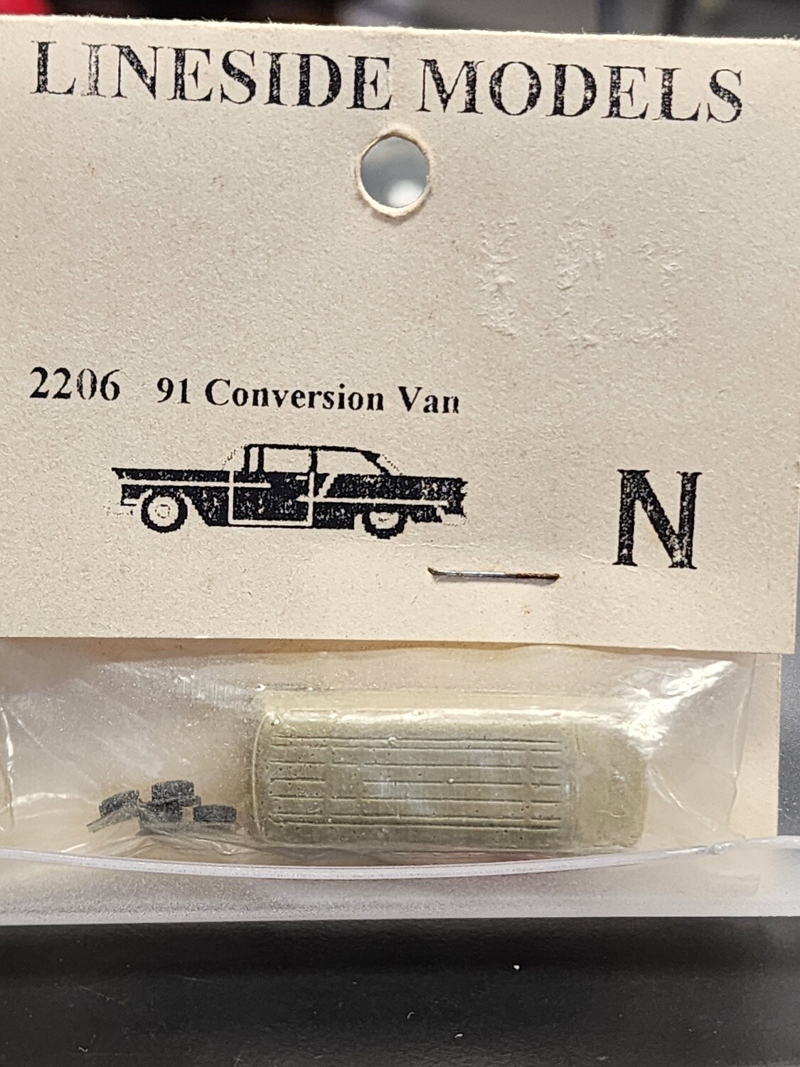 Lineside Models N #2206 91' Conversion Van Kit