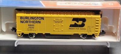 Used N Roco 25900 BN Track Cleaning Car