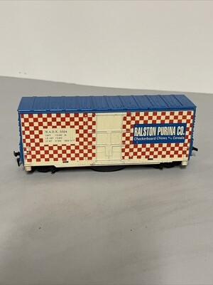 Used HO Scale Train Ralston Purina Box Car 5324