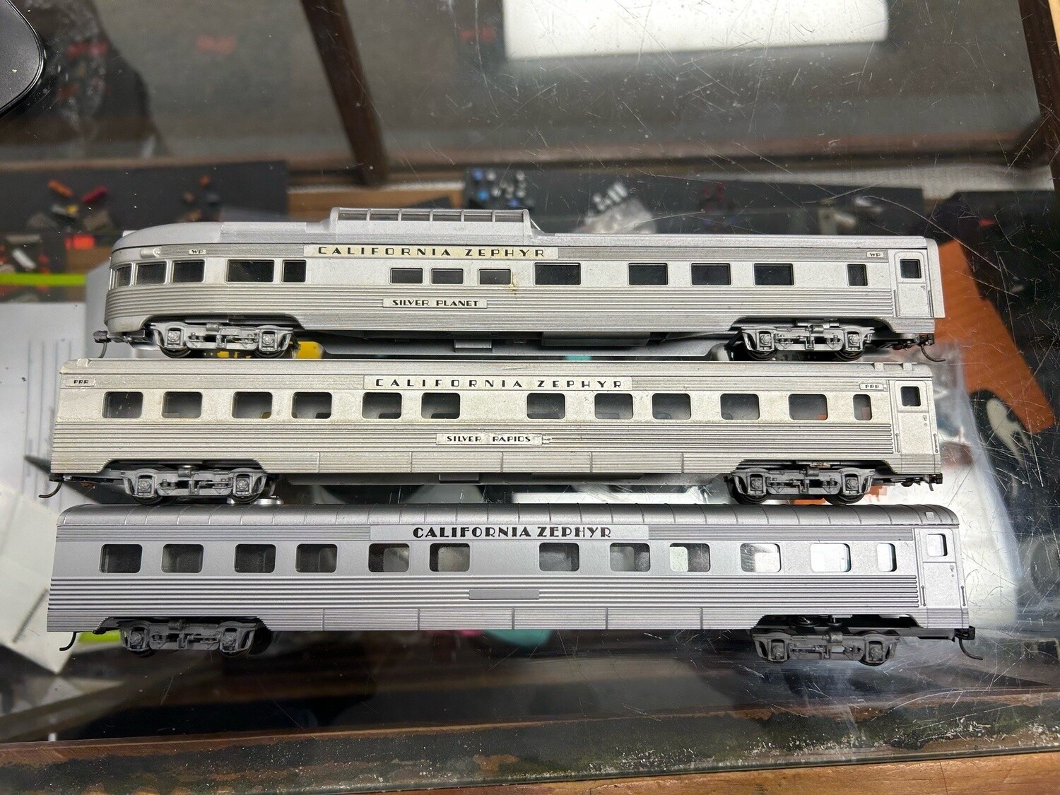 Used HO ConCor CALIFORNIA ZEPHYR 3Car Passenger Set