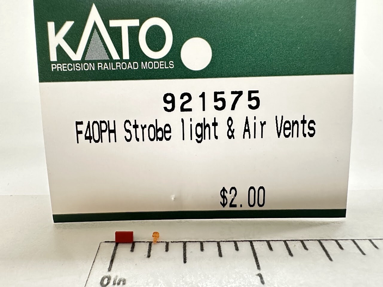 Kato N F40PH Strobe Light + Air Vent (1-Set)