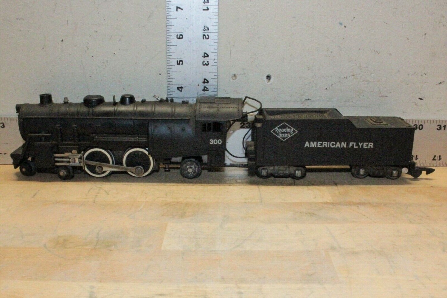 Used AMERICAN FLYER Train Set (Steam Loco &amp; 4-Cars)