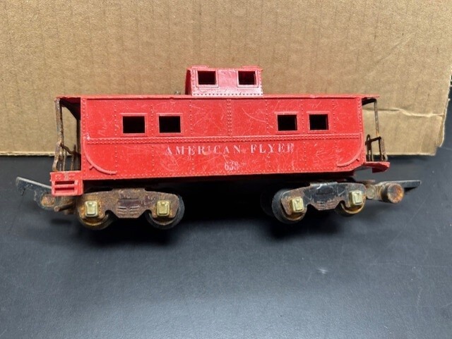 Used American Flyer Caboose 638