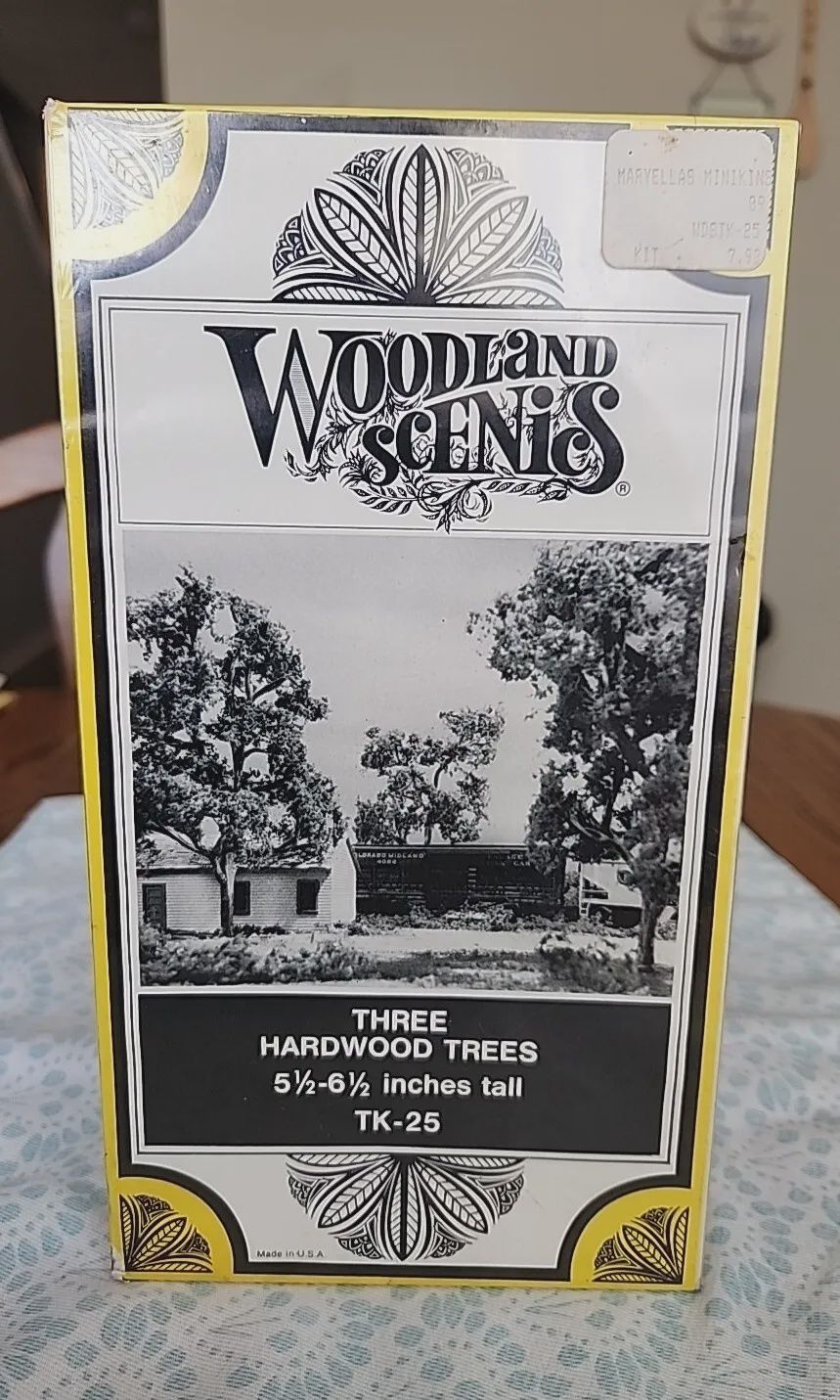 Woodland Scenics HO TK25 Three Hardwood Trees, 5.5-6.5&quot; Tall
