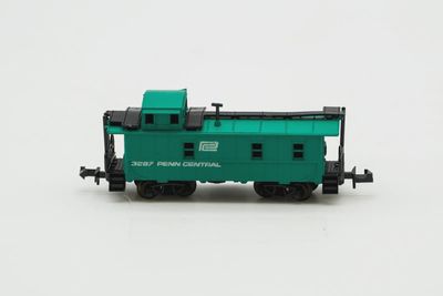 Used N Trix Penn Central #3287 Offset Cupola Caboose