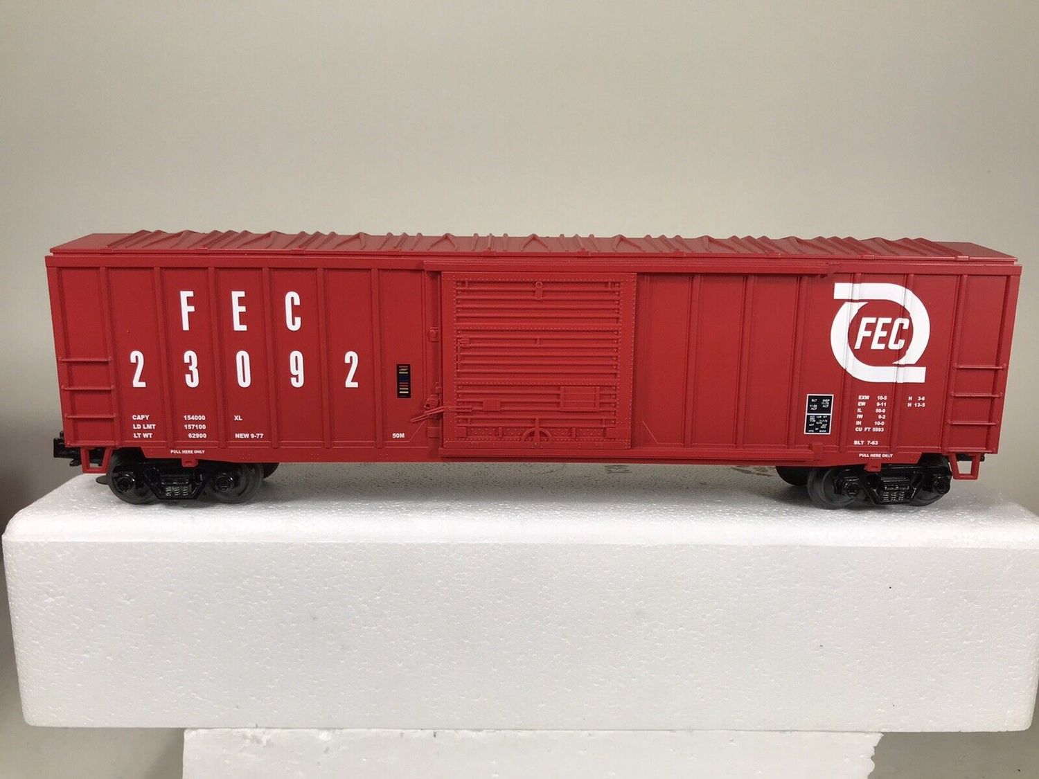 Used MTH FLORIDA EAST COAST/FEC 50&#39; Single Door Boxcar #23092 (20-93035)