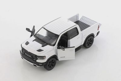 KINSMART G 5&quot; Die-cast: 2019 RAM 1500 Pickup Truck (White) 1/46 Scale Diecast Model car