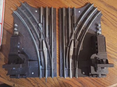 Used O Lionel 5122 Lot Of 2 Lionel Right &amp; Left 027 Remote Control Track Switches