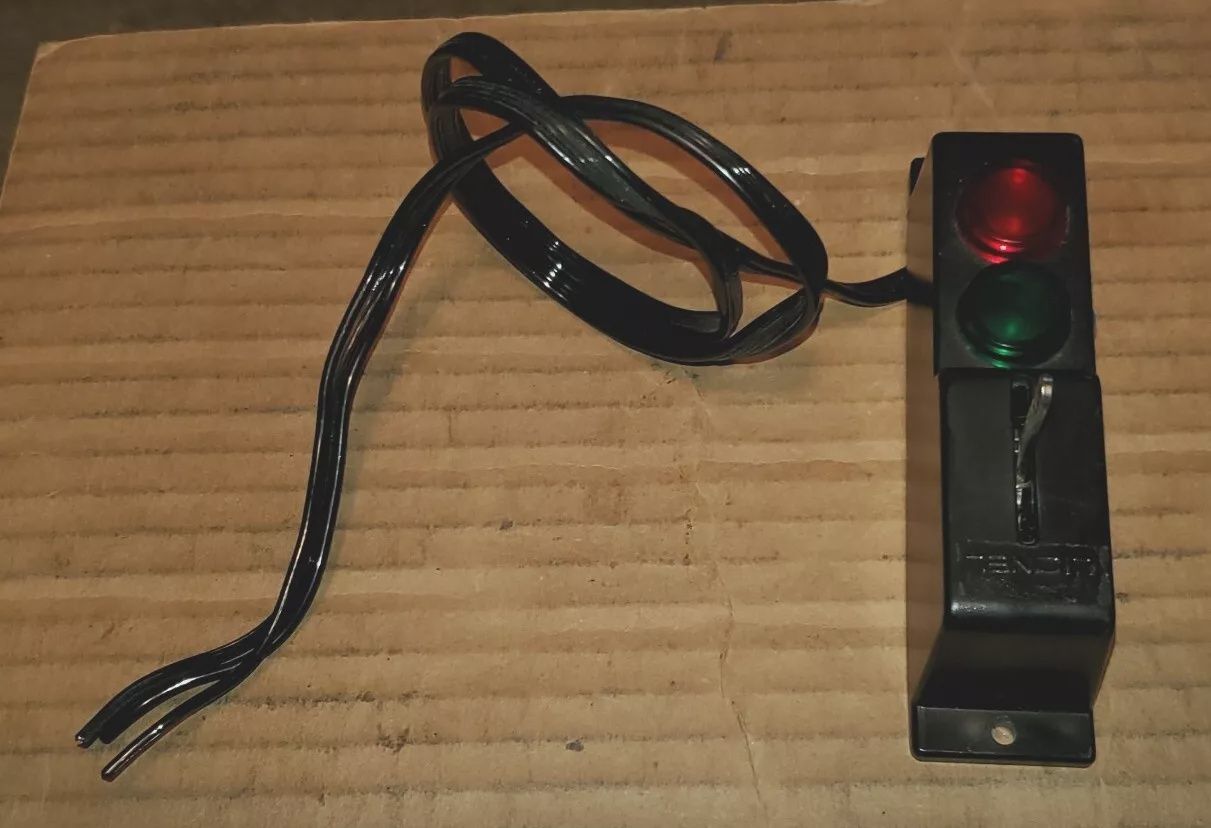 Used O LIONEL AUTOMATIC SWITCH CONTROLLER