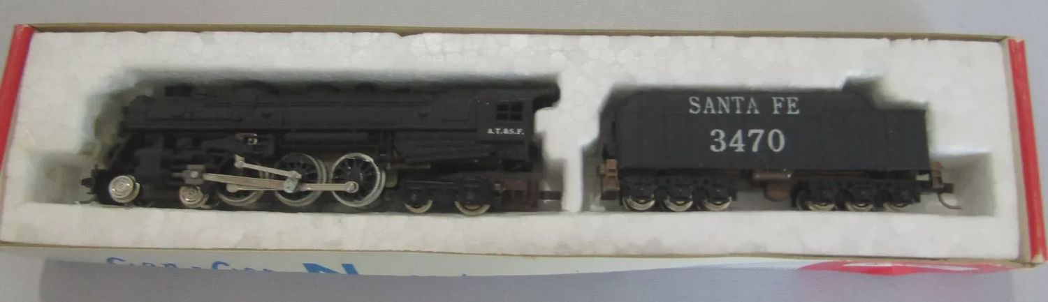 Used N Con-Cor Kato ATSF 3470 4-6-4 STEAM LOCOMOTIVE &amp; 12 WHEEL TENDER