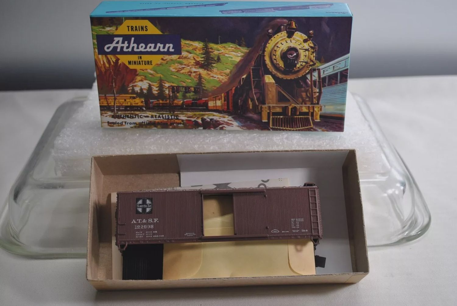 NOS HO Athearn Kit 5231 Santa Fe 40’ Wood Boxcar AT&amp;SF 122998